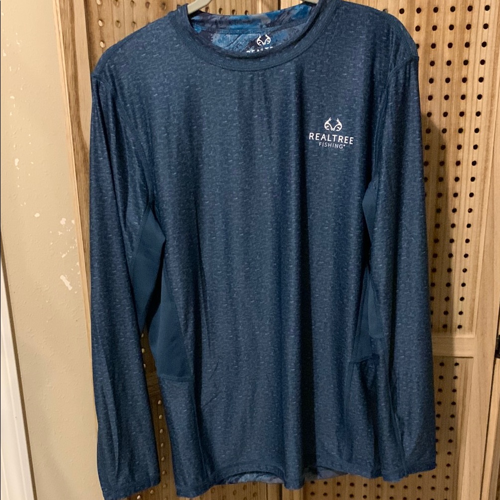 Realtree Blue Long Sleeve Tees For Casual Comfort
